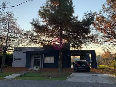 Casa  en Venta en Sausalito, Pilar, G.B.A. Zona Norte