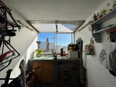 CUATRO AMBIENTES EN VENTA EN EL BARRIO PIEDRABUENA