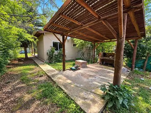 Barrio Los Pinos - calle rio sauce rande 100