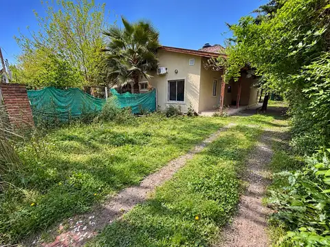 PH a la venta en Barrio Los Pinos - Exaltación de la Cruz.