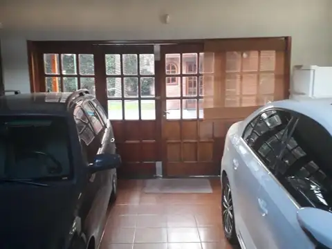 VENTA CASA 6 AMBIENTES RAMOS MEJIA