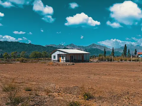 Casa en venta en Uspallata - Lote 3000m2- Posibilidad de financiación