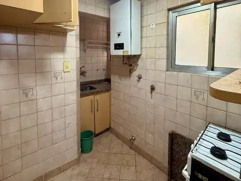 Alquiler Departamento 2 ambientes con buena distribución en Paternal