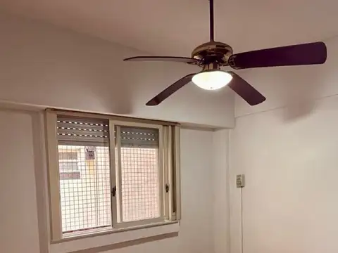 Alquiler Departamento 2 ambientes con buena distribución en Paternal