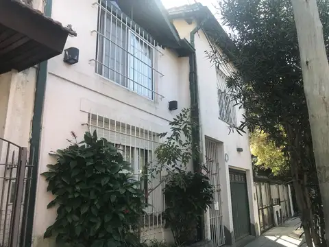 Casa en Olivos de 6 ambientes