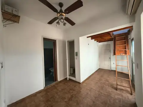 Depto Tipo Casa en Venta de 2 ambientes