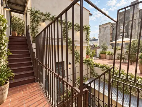 Edificio en VENTA Lote para Desarrollos Reciclado Institucional CASONA