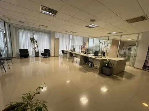 Venta de Local  en Plaza Mitre