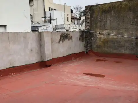 Depto Tipo Casa en Venta 60 años