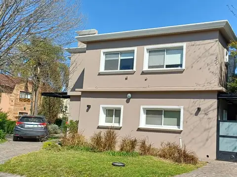 Casa en Venta en El Abra, USD 398.000
