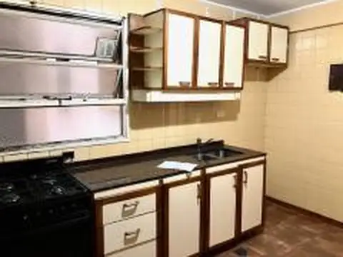 Departamento 4 ambientes con 1 baño