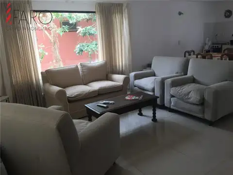 Casa en Alquiler de 3 dormitorios