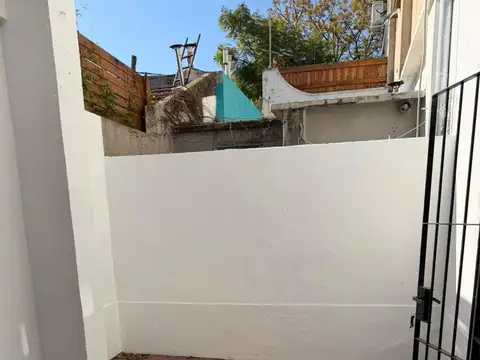 Depto Tipo Casa en Alquiler de 3 dormitorios