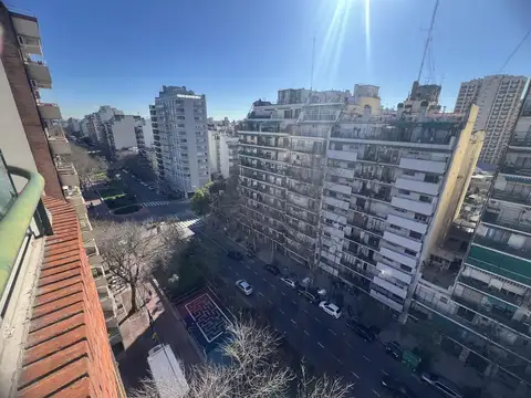 Venta: Hermoso 4 ambientes - 96 mts. - 2 cocheras - Apto crédito - Oportunidad 