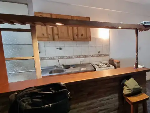 L N Alem 6800, Piso 2