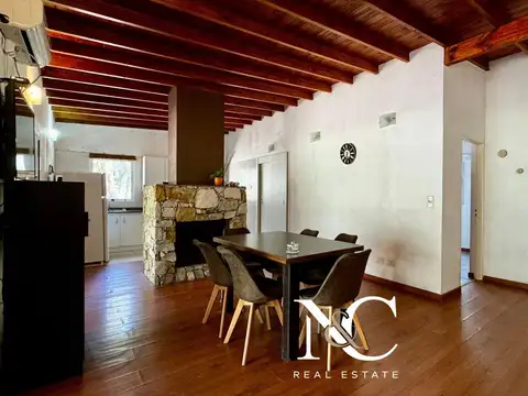 Casa 4 ambientes con 3 baños