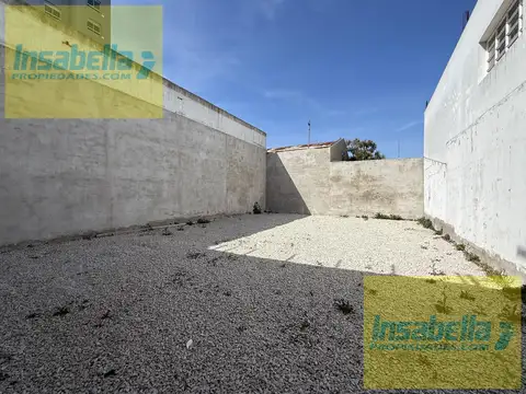 Local en Primera Junta