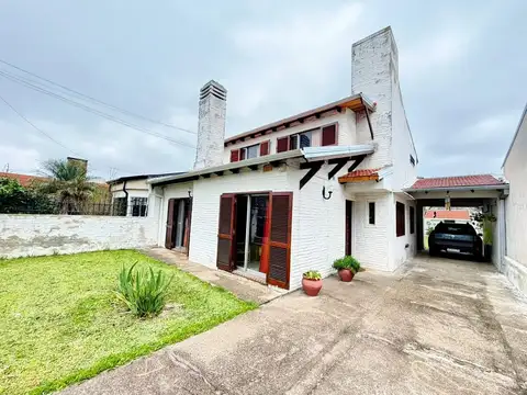 Casa en venta, excelente ubicación