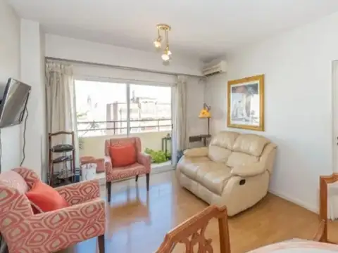 Avenida Hipólito Yrigoyen 3700