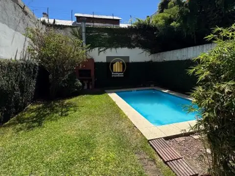 Venta Departamento Tres Amb. espacio guarda coche Villa Devoto