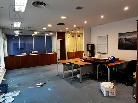 Oficina en Alquiler 40 años