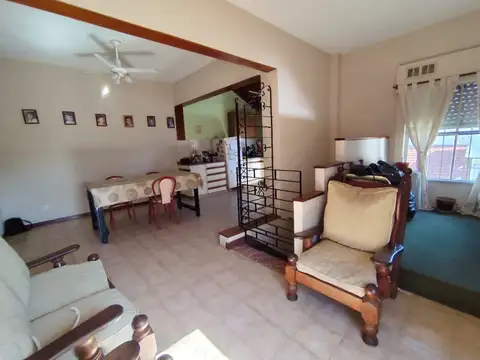 Depto Tipo Casa en Venta 46 años