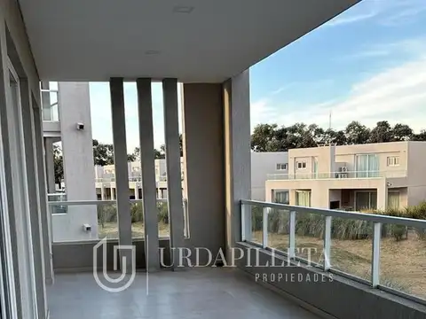 Departamento en Alquiler con 1 cocheras