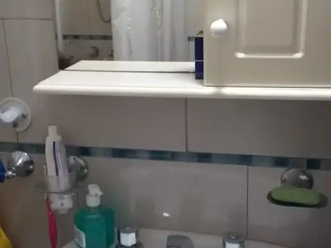 MONOAMBIENTE AMPLIO AMOBLADO AL FRENTE SIN EXPENSAS.