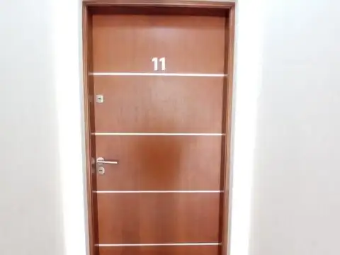 De las Totoras 100, Piso 2
