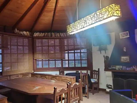 Casa en alquiler - 1 Dormitorio 1 Baño - Cochera - 22.878Mts2 - Villa Elisa, La Plata