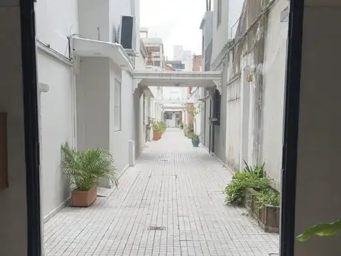 Venta Casa 4 Dormitorios Y Local Comercial. Centro