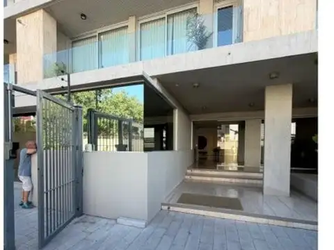 Alquiler Departamento De 2 Ambientes Y Medio En San Isidro
