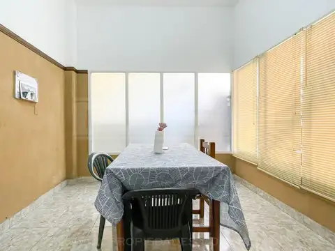 Depto Tipo Casa 10 ambientes con 4 baños