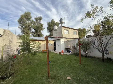 VENTA CASA 2 AMBIENTES - BARRIO PARQUE DERQUI