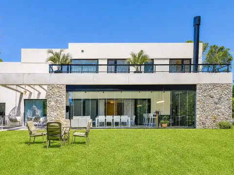 Casa en Venta de 4 dormitorios