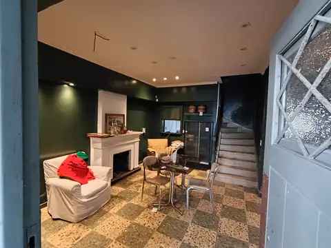 Casa en alquiler a RECICLAR: APTO PROFESIONAL O COMERCIAL.