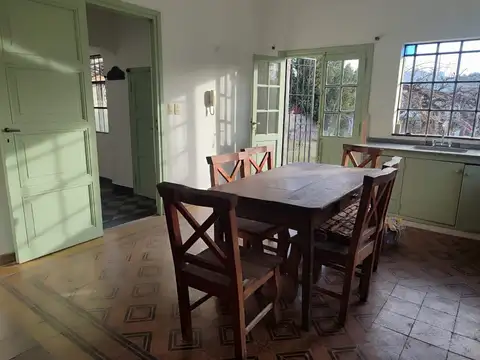 Casa Monoambiente con 2 baños