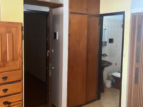DEPARTAMENTO EN VENTA PLENO CENTRO DE MAR DE AJO MEDIA CUADRA DEL MAR