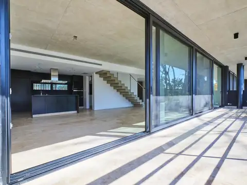 Departamento 4 ambientes con 3 baños