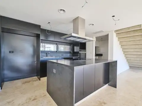 Departamento en Alquiler de 4 ambientes