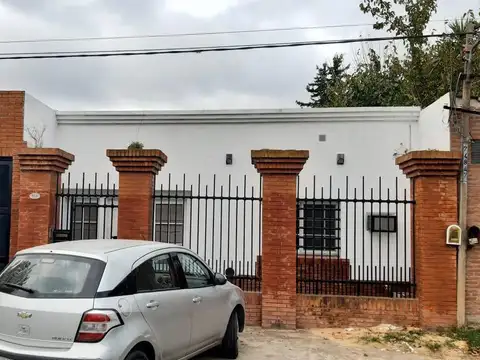Casa en  alquiler - villa elisa
