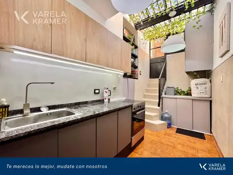 Depto Tipo Casa en Venta de 5 ambientes