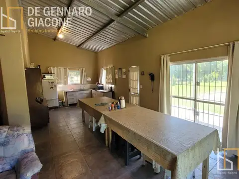 Casa en Venta con 10 cocheras