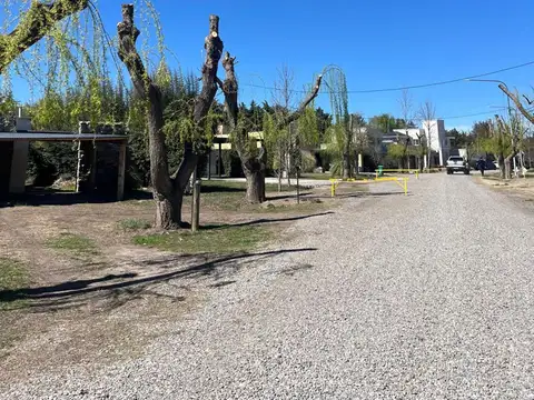 Venta de lotre en Barrio Las Praderas
