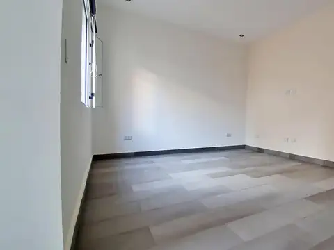 Depto Tipo Casa en Venta en Velez Sarsfield, USD 98.000