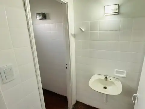 Galpon en Alquiler en Santa Mónica, USD 2.600