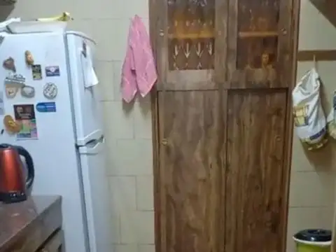 Casa 6 ambientes con 5 baños