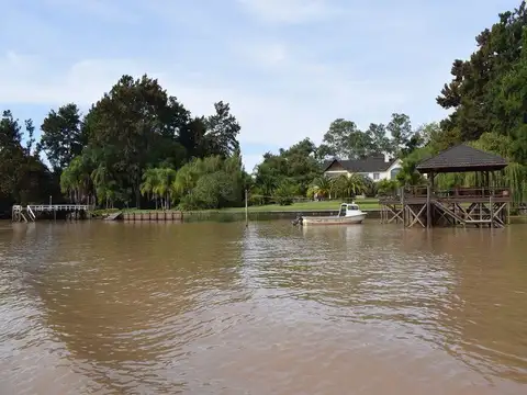 Rio o Arroyo Capitan Muelle Chispita 100