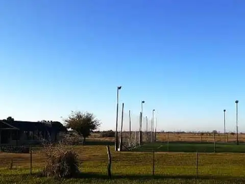 Local (canchas Fubtol 5)  Gral. Lavalle