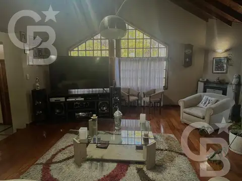 Casa en Venta de 4 dormitorios